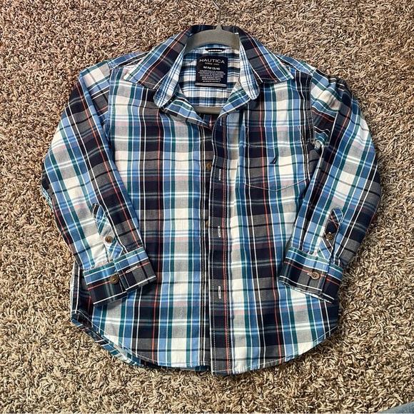 Nautica long sleeve button up shirt 5/6 - Picture 1 of 3